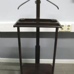 604 6251 VALET STAND